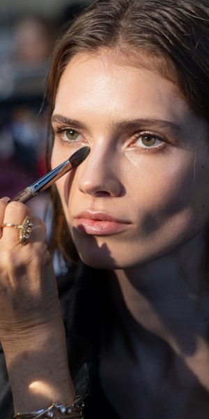 Έχετε μαύρους κύκλους κάτω από τα μάτια; Αυτό είναι το προϊόν που τους εξαφανίζει