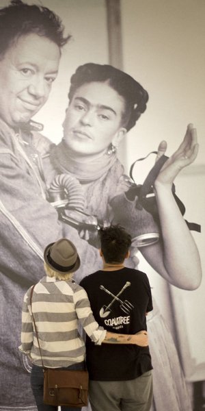 Η παθιασμένη και ταραχώδης σχέση της Φρίντα Κάλο με τον Ντιέγκο Ριβέρα γίνεται σειρά από το Netflix