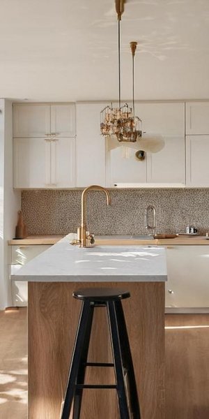 Πάγκος ή τραπέζι στην κουζίνα; Η αρχιτεκτονική τάση που αλλάζει την καθημερινότητα