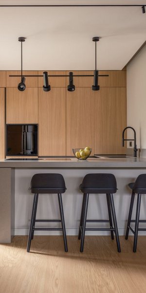 Ένα οικογενειακό σπίτι στο Χαλάνδρι απέκτησε Japandi αισθητική μέσα από μια μοναδική ανακαίνιση