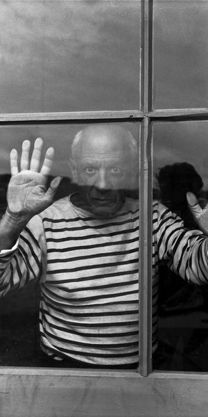 O Πάμπλο Πικάσο με μαρινιέρα  