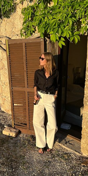 Μαύρα σανδάλια χωρίς τακούνι