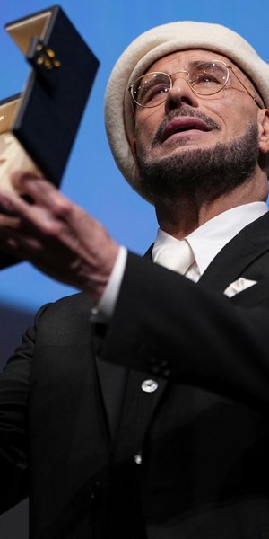 Με τον Χρυσό Φοίνικα τιμήθηκε ο Τζον Τραβόλτα στο Φεστιβάλ Καννών 