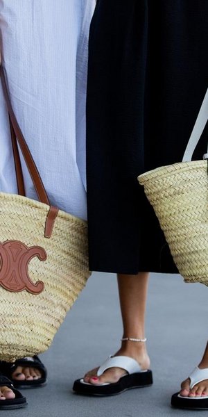 Loewe basket bag -Η ψάθινη τσάντα που έγινε σύμβολο του καλοκαιρινού στιλ