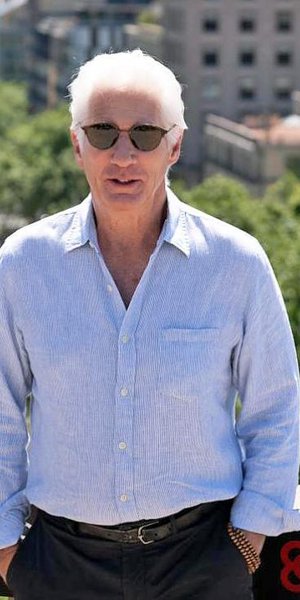 Ο Ρίτσαρντ Γκιρ βρίσκει την ευτυχία στην καθημερινότητα -Οι ειδικοί αποκαλύπτουν τι τον κρατά νέο στα 76 του