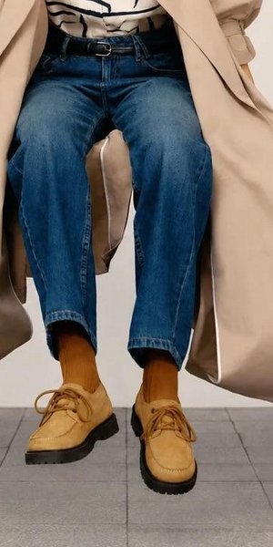 Αντί για loafers: Τα νέα Birkenstock είναι τα πιο άνετα παπούτσια που θα φορέσετε στο γραφείο το φθινόπωρο