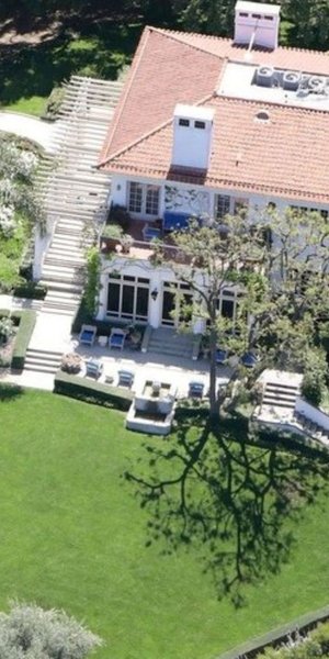 Μαντόνα έπαυλη της Αντζελίνα Τζολί στο Λος Αντζελες 