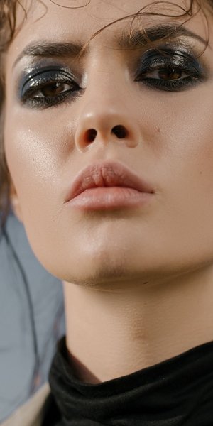 Smokey eyeliner/Φωτογραφία Pexels